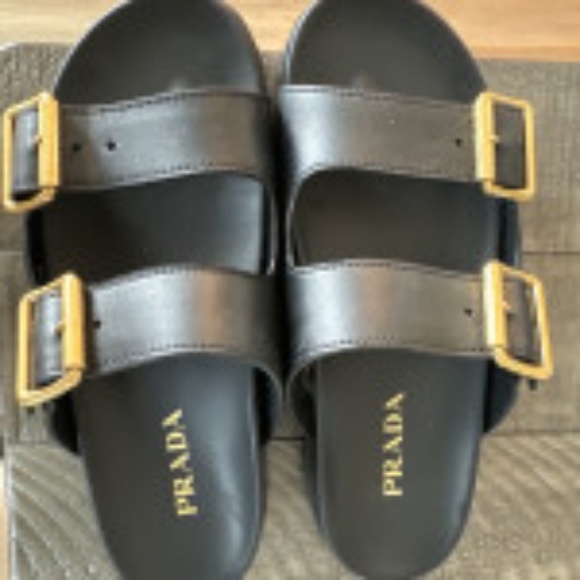 Gucci sneakers size 41; Gucci loafers size 41; Gucci belt and Prada slides - Picture 4 of 4